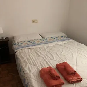 Doble En Figueres Con Bano Compartido Apartment Figueres (Girona)